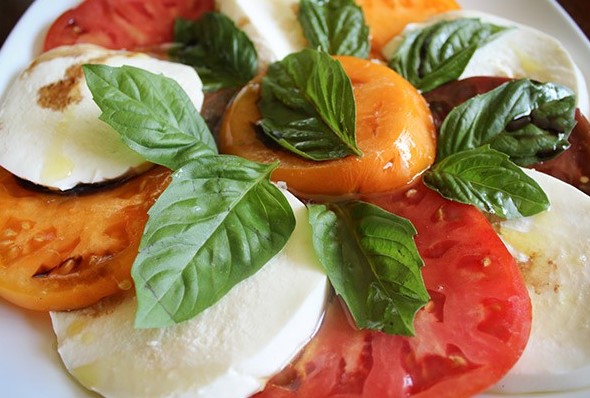 How to Incorporate Caprese Salad into Your Weight Loss Plan