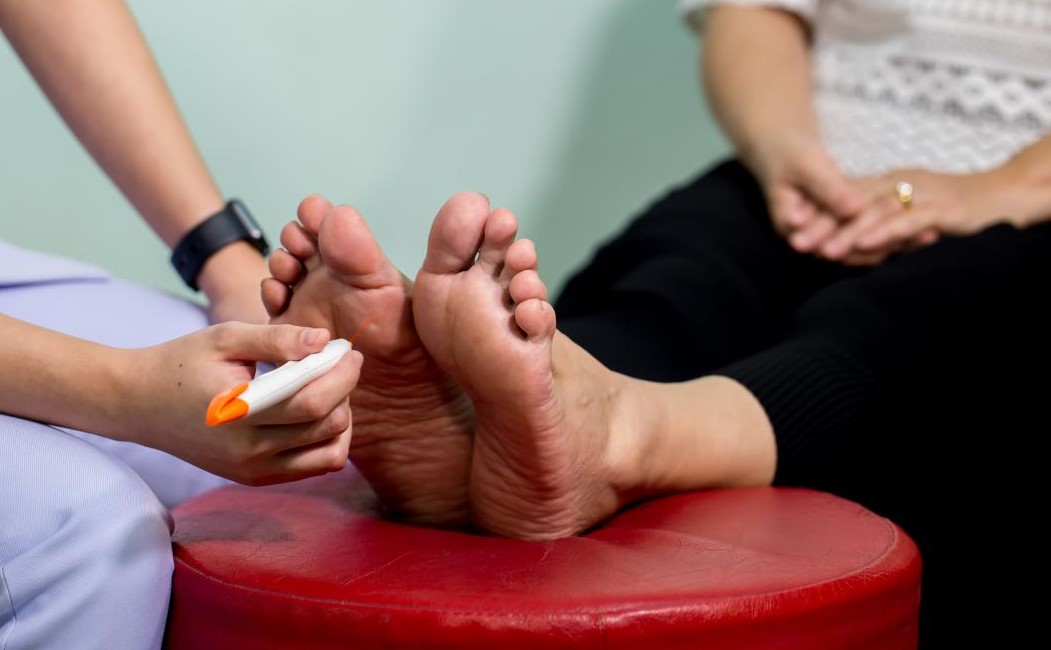 Neuropathy and Foot Health - Why Can't Diabetics Use Foot Massagers